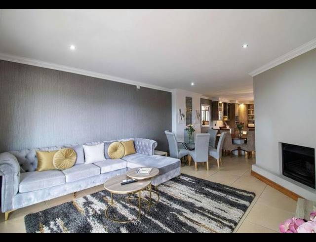 2 BEDROOM APARTMENT FOR SALE IN BEDFORDVIEW